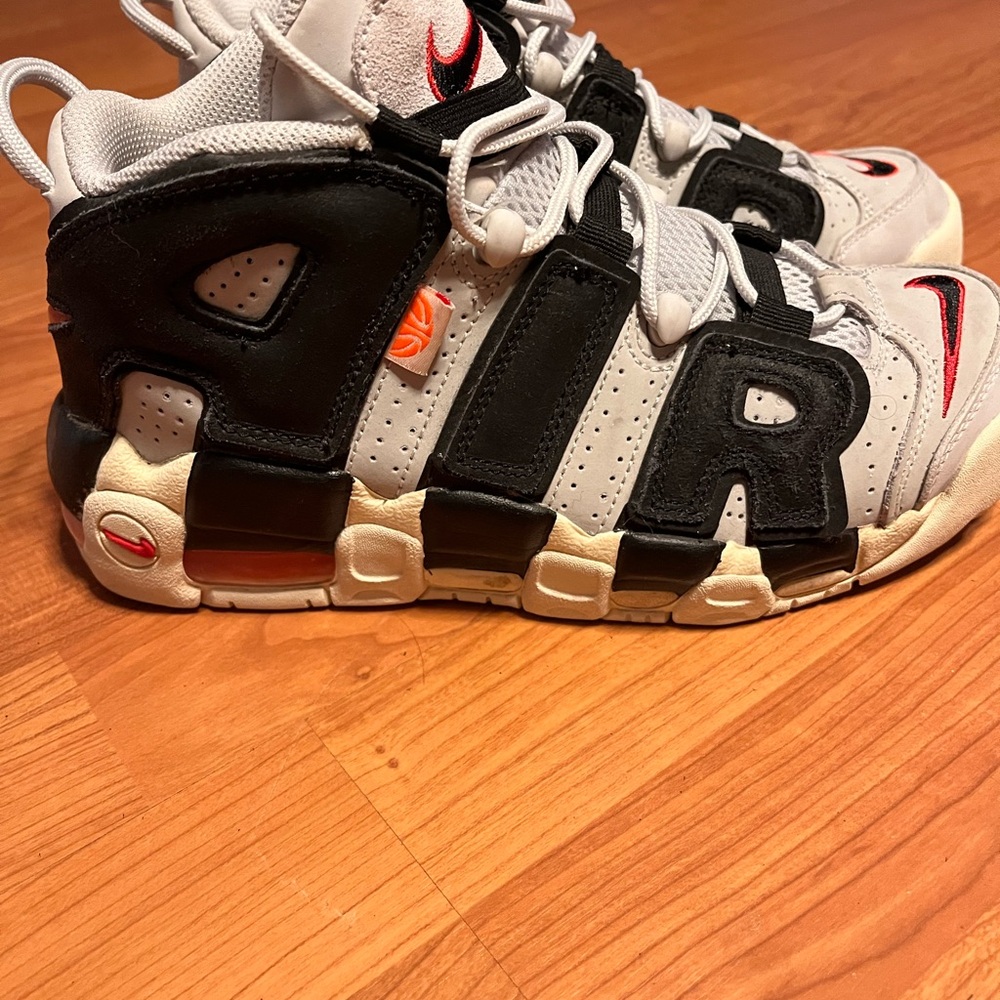 Nike White and Black Sneakers with Chunky Design and Sturdy Sole worn twice